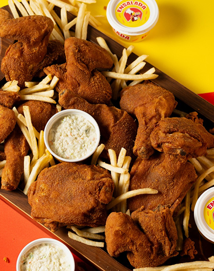 Combos familiares de pollo en Pollo Super Rapidito